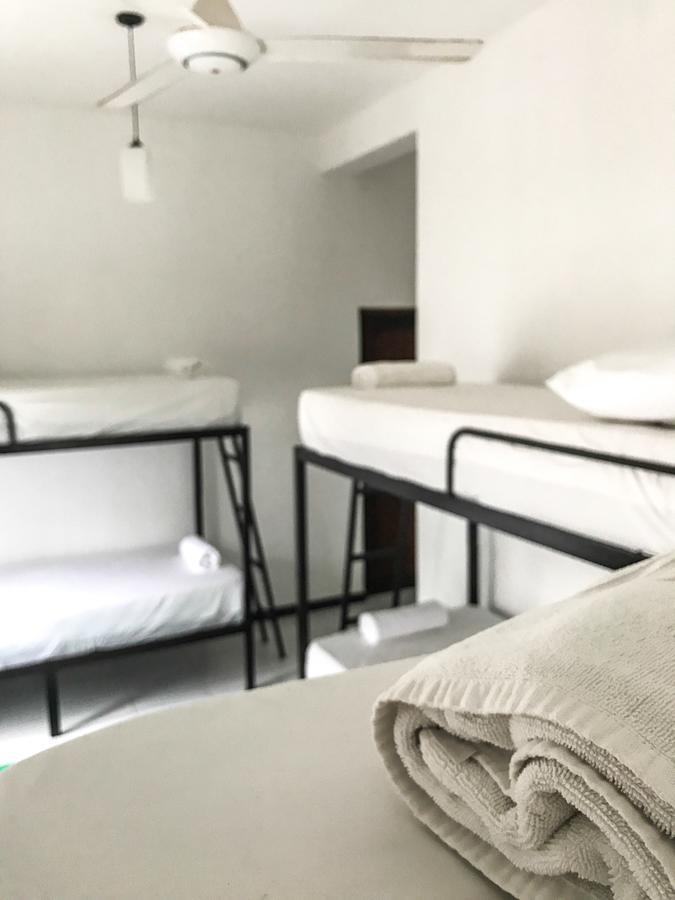 Bed & Bicycle Hostel Dehiwala-Mount Lavinia Eksteriør bilde