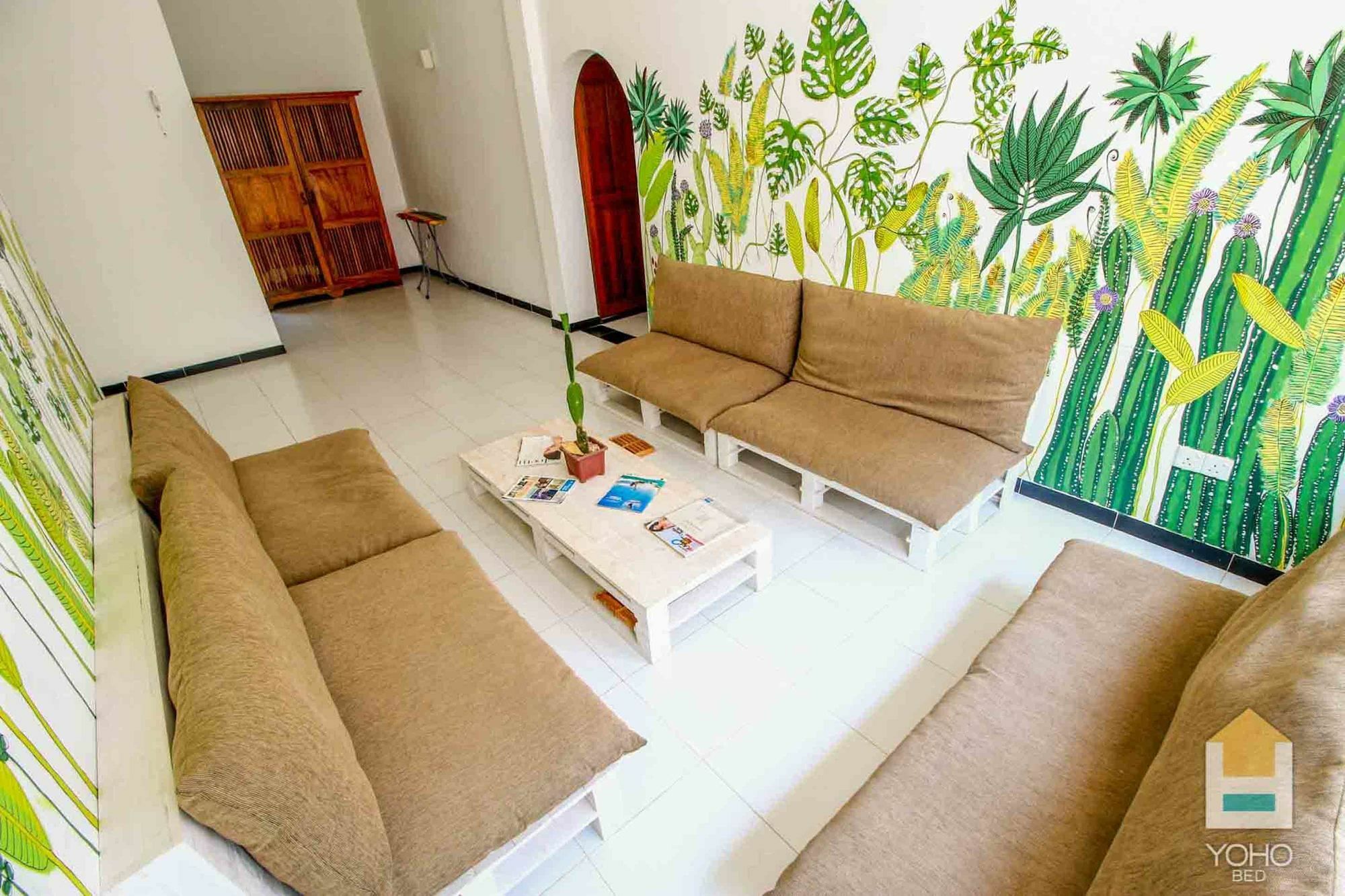Bed & Bicycle Hostel Dehiwala-Mount Lavinia Eksteriør bilde